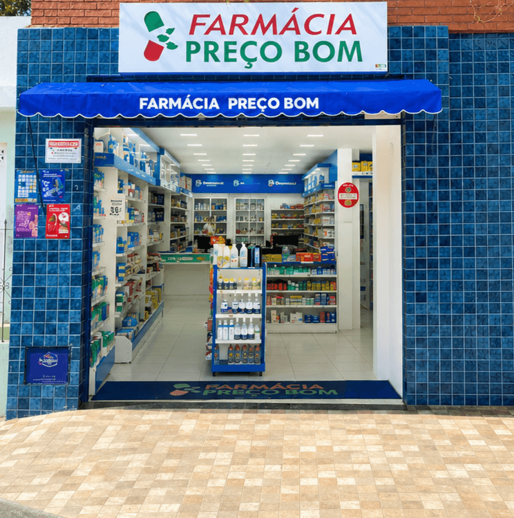 Fachada da Farmácia Preço Bom, no Sete de Abril